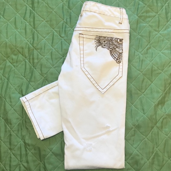 White Embroidered Kenzie Girl Jean - Picture 1 of 6
